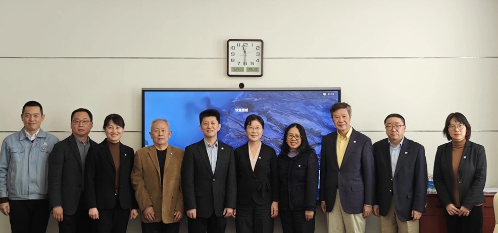 中国许可贸易工作者协会原绍辉会长一行赴中国石化北京化工研究院交流座谈(图1)